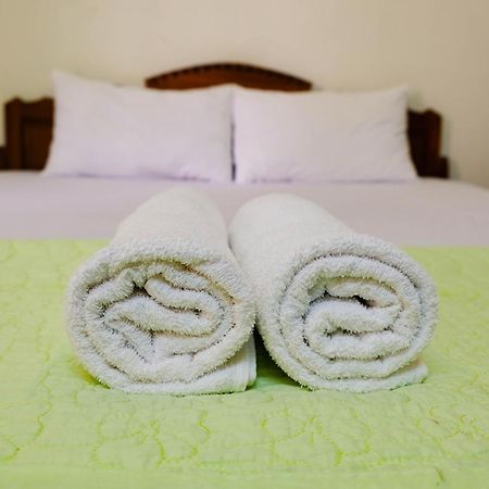 Lucky Hoi An Hotel Екстер'єр фото