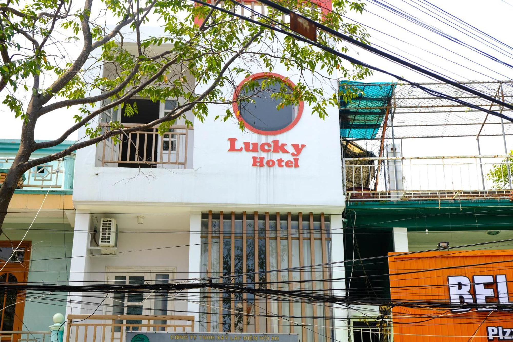 Lucky Hoi An Hotel Екстер'єр фото