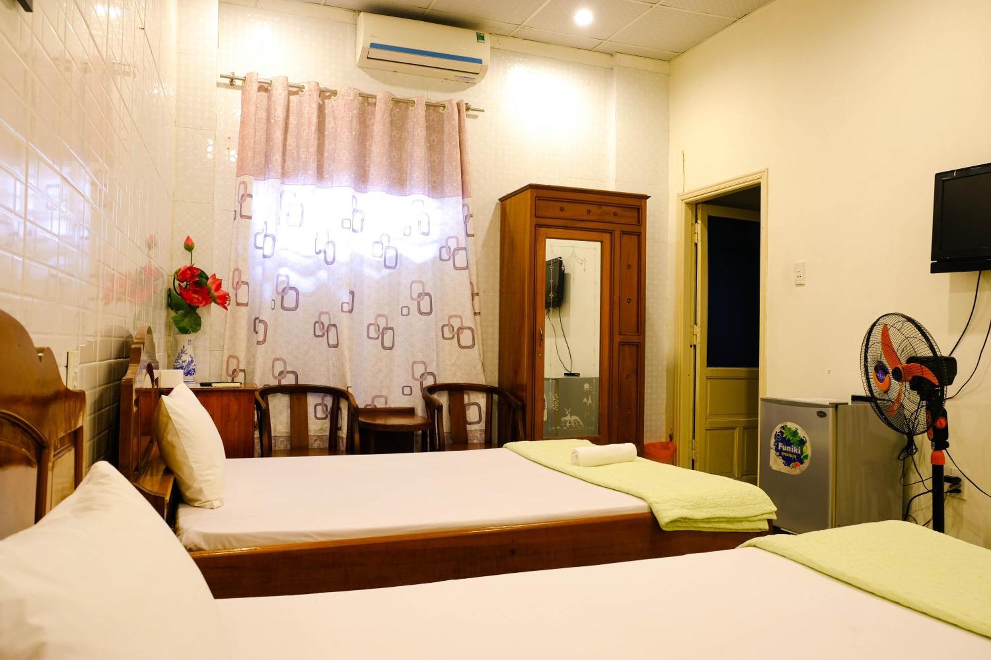 Lucky Hoi An Hotel Екстер'єр фото